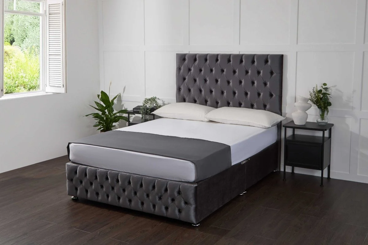 bed footboard