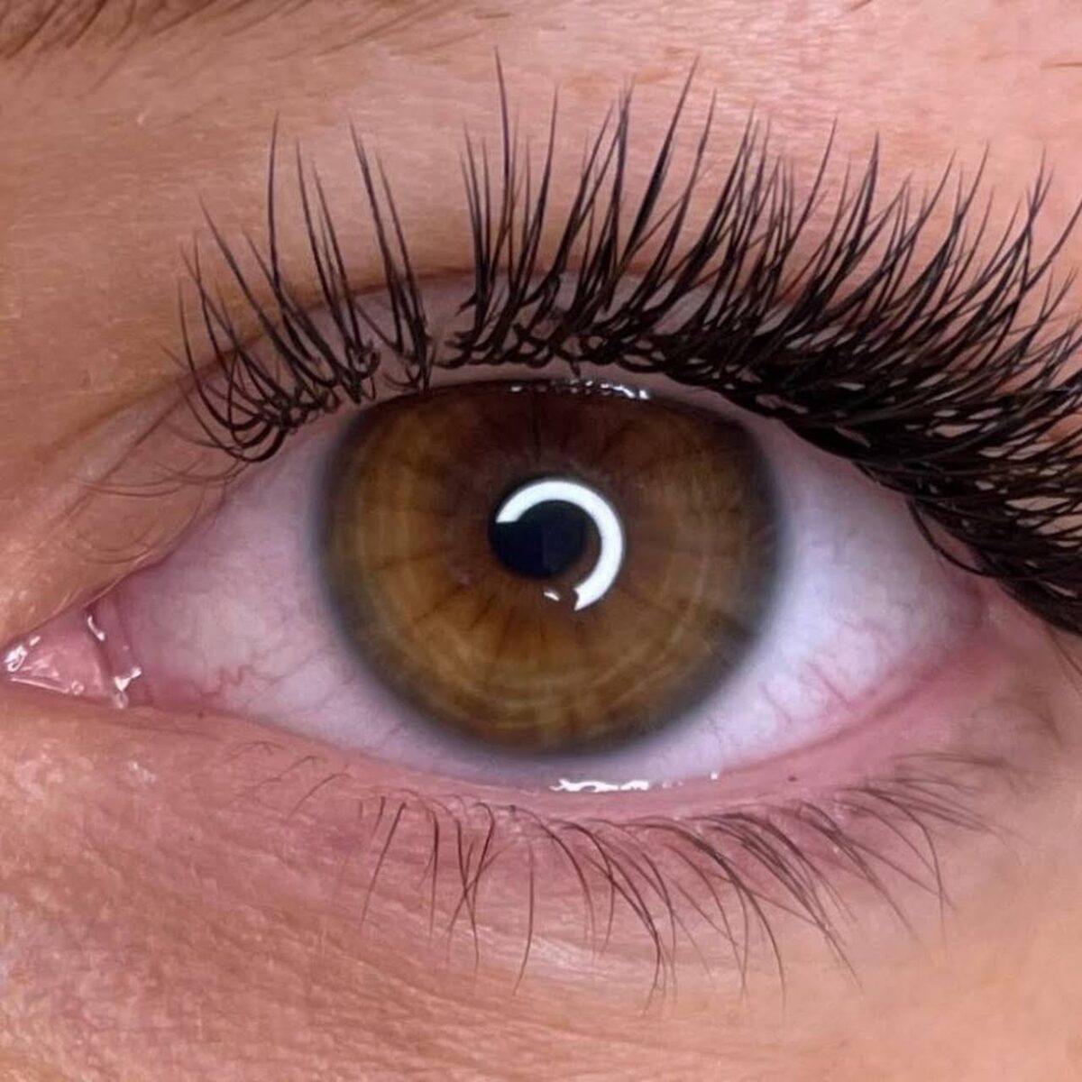 Eyelash extensions in Islamabad