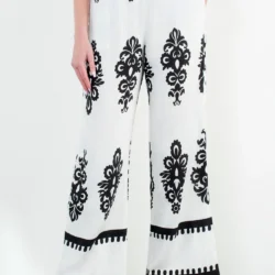 STMT Boutique: Effortless Coastal Chic with Bold Prints and Breezy Denim